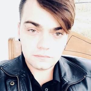 Meet your Posher, Kyle